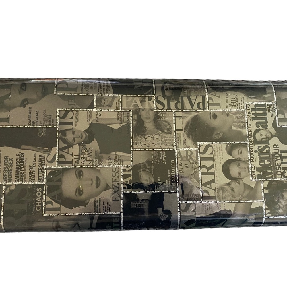 PARIS MAGAZINE COVER Clutch Bag Black and White - Picture 3 of 3